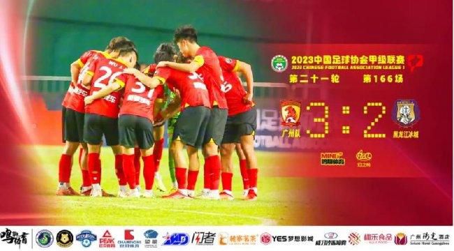 ”更让导演们感动的是檀健次的专业与敬业精神。