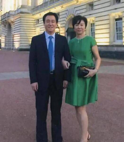 IMAX发布影片特辑，“侏罗纪”系列主演杰夫·高布伦称赞电影是“足以改变你人生的观影体验”。